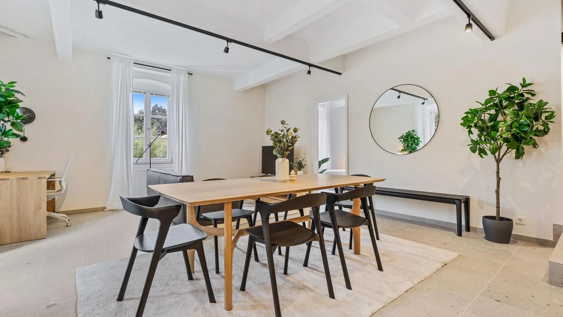 Modern Apartments In Clausen With Wifi, Kitchen & Workspace Luxembourg 0*,  Luxembourg