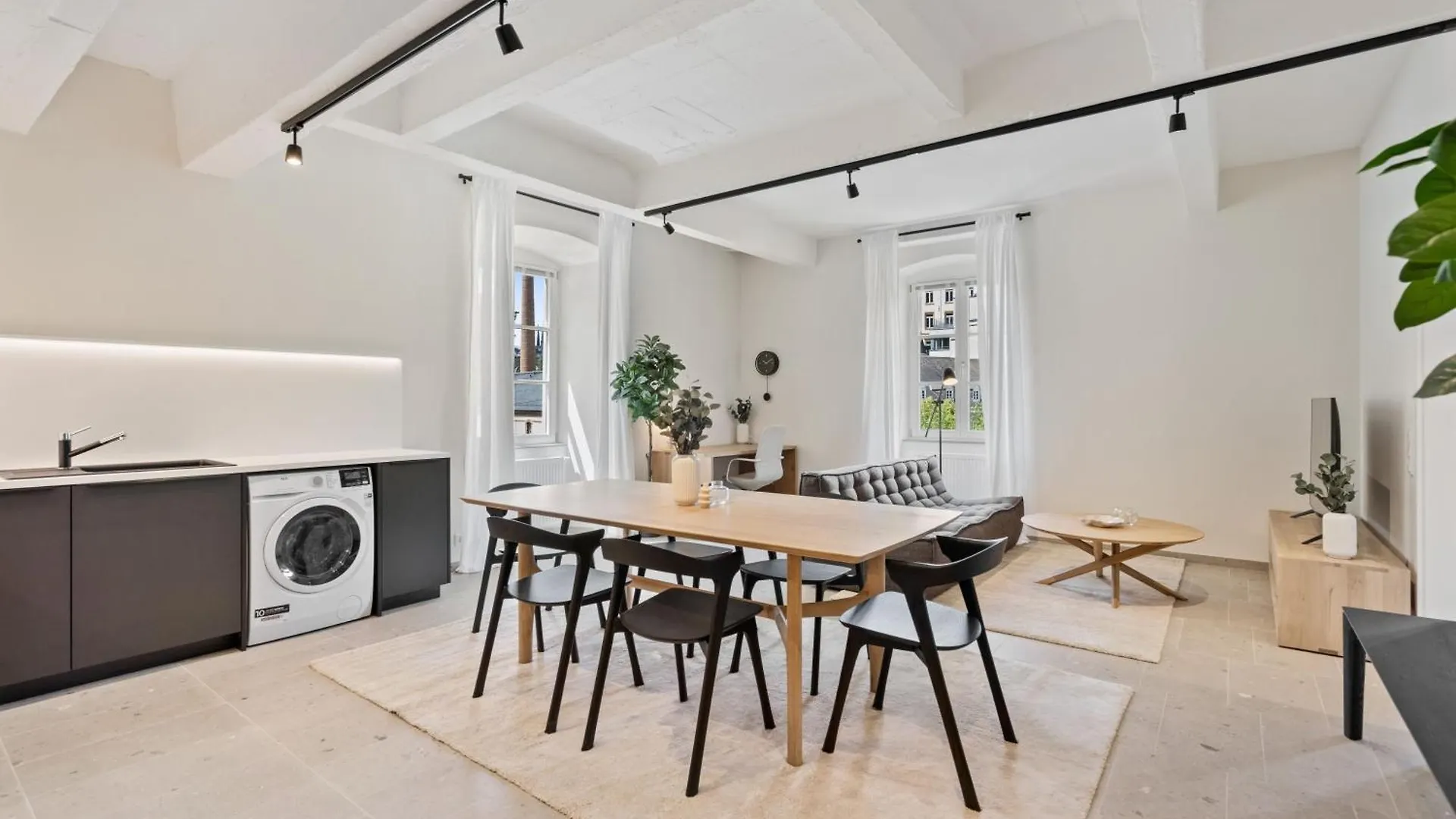 Modern Apartments In Clausen With Wifi, Kitchen & Workspace Luxembourg 0*,