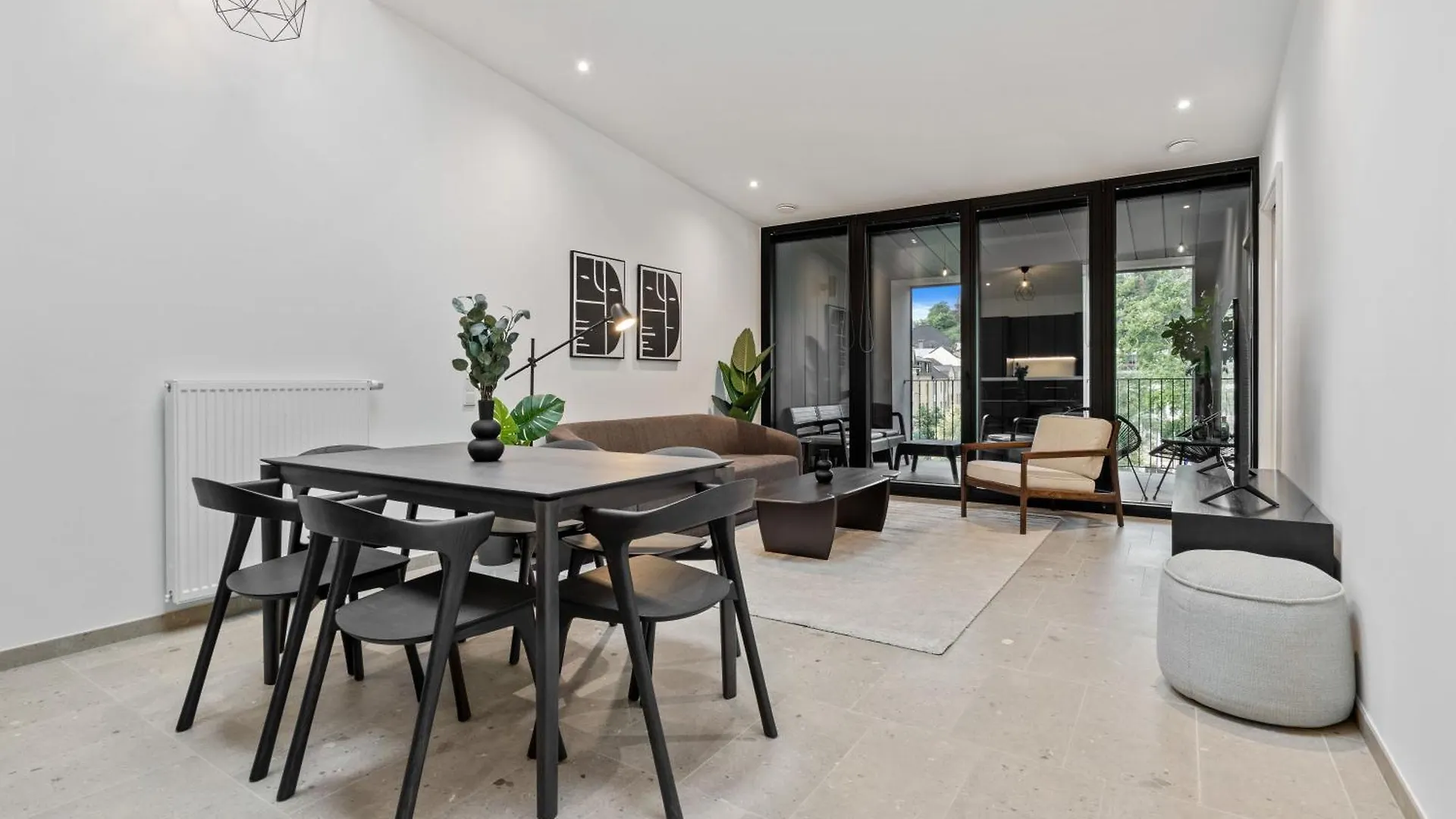 Modern Apartments In Clausen With Wifi, Kitchen & Workspace Luxembourg Luxembourg