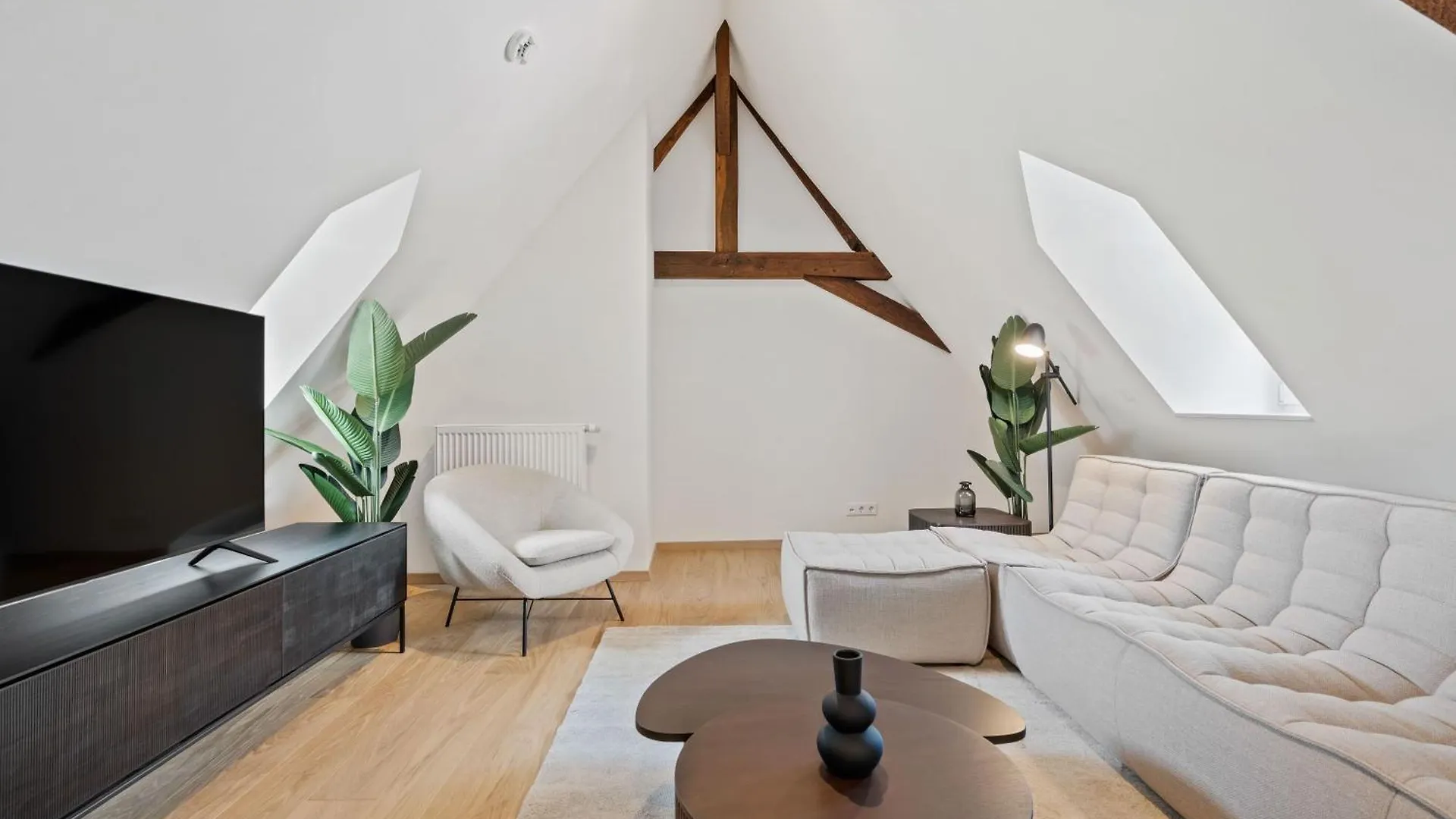 Modern Apartments In Clausen With Wifi, Kitchen & Workspace Luxembourg 0*,  Luxembourg